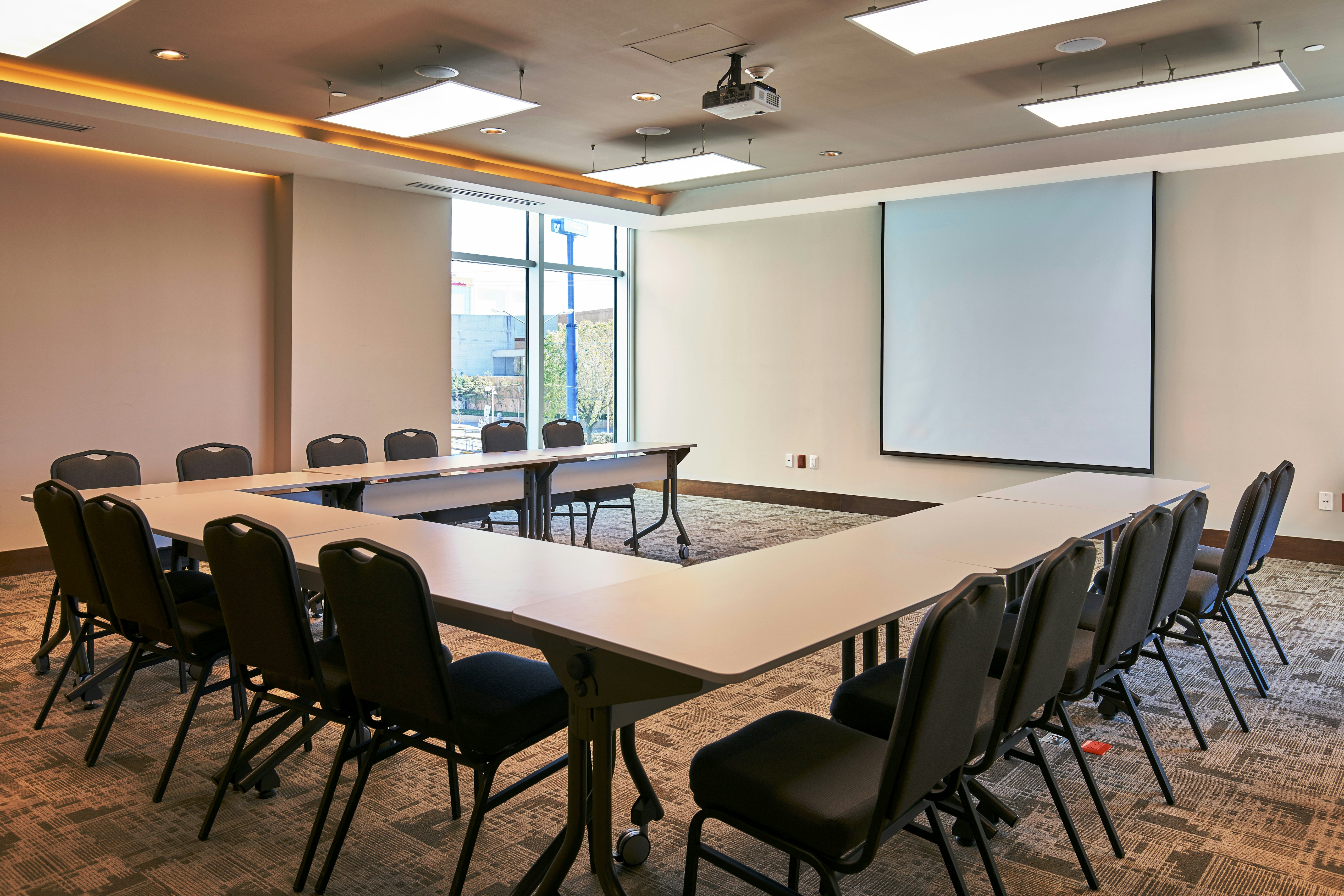Hampton Inn By Hilton Leon Guanajuato 41/47