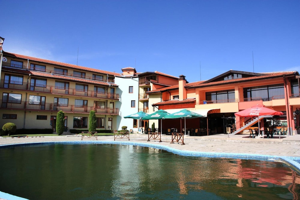 Hotel Grand 1/54