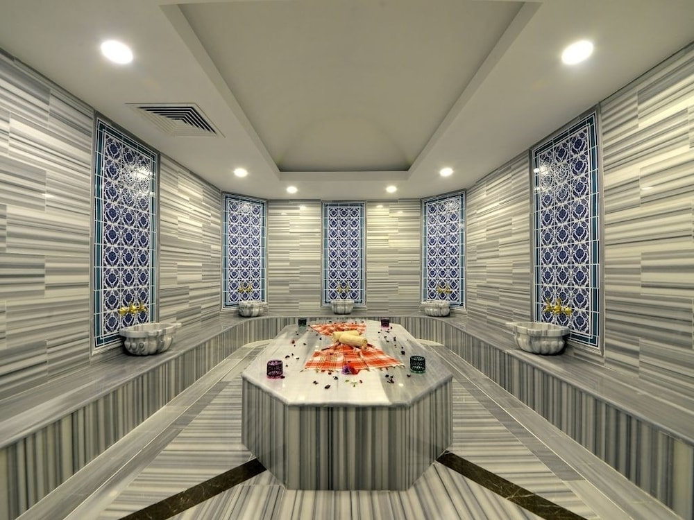 Sertac Hotel 11/30