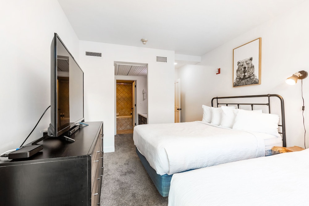 The Caledonian By All Seasons Resort Lodging 26/80