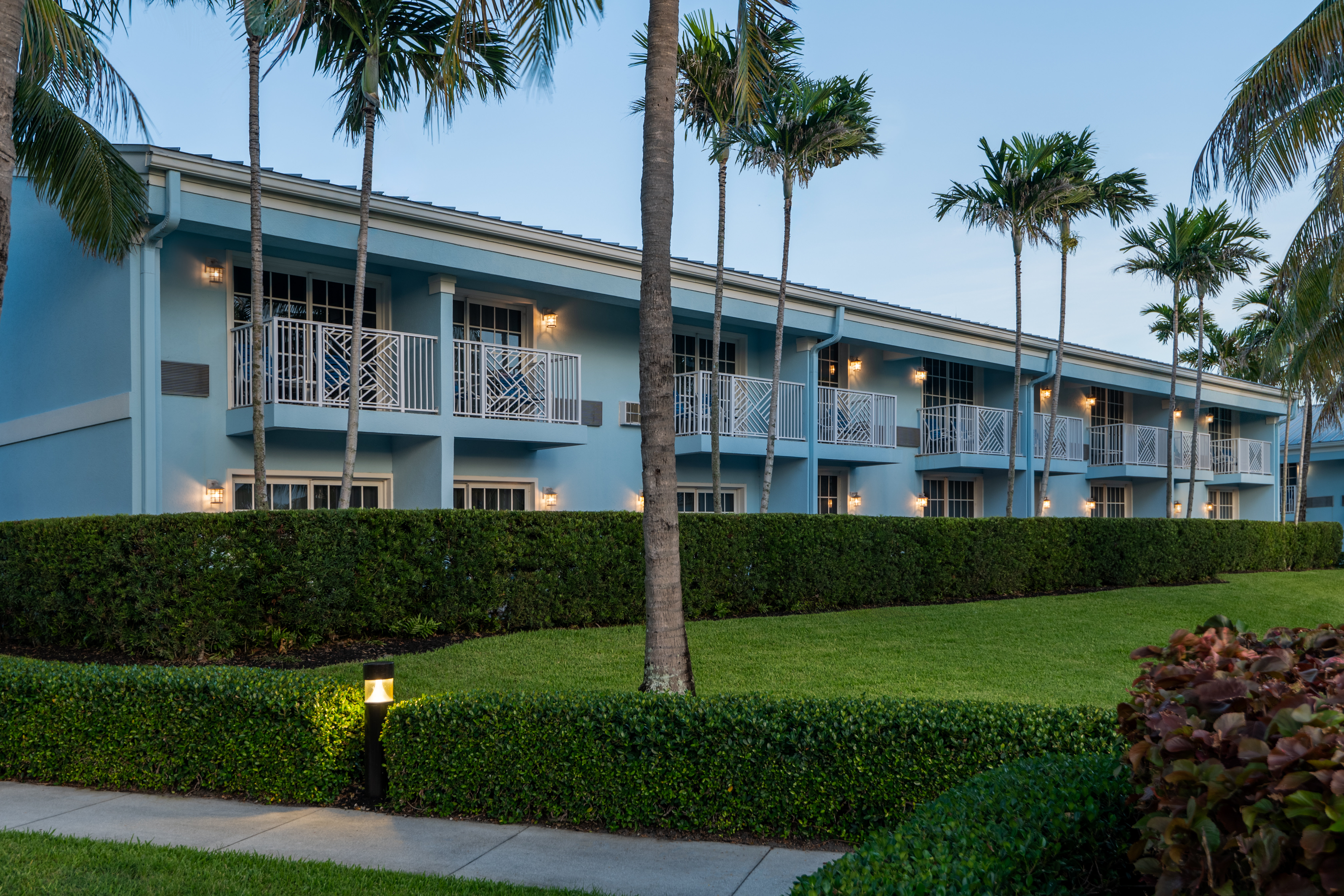 Holiday Inn Express North Palm Beach Oceanview 6/81