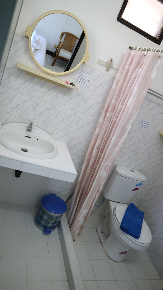 Sunshine Guest House Hua Hin 48/50