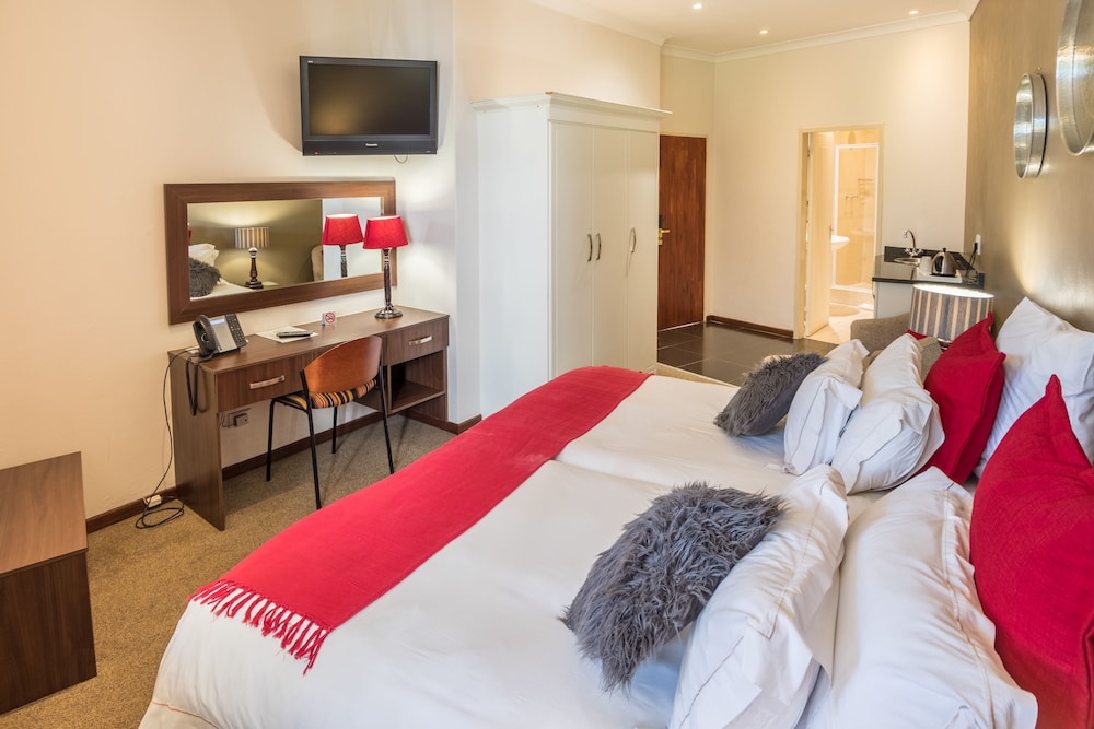 Constantia Hotel and Conference Centre 10/50