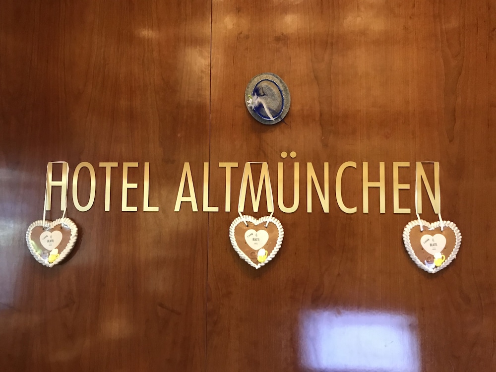 Acanthushotel Munich 32/50