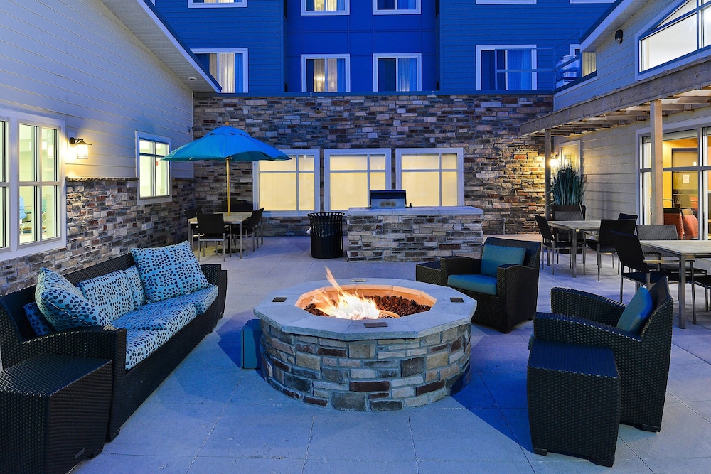 RESIDENCE INN CHAMPAIGN 28/30