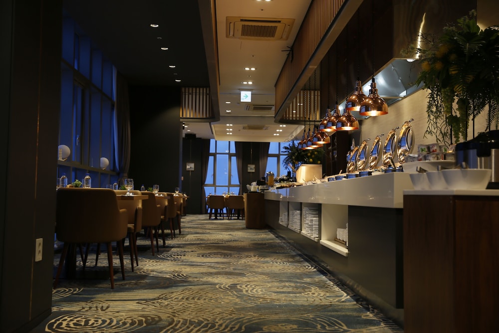 J-one Hotel and Resort 28/41