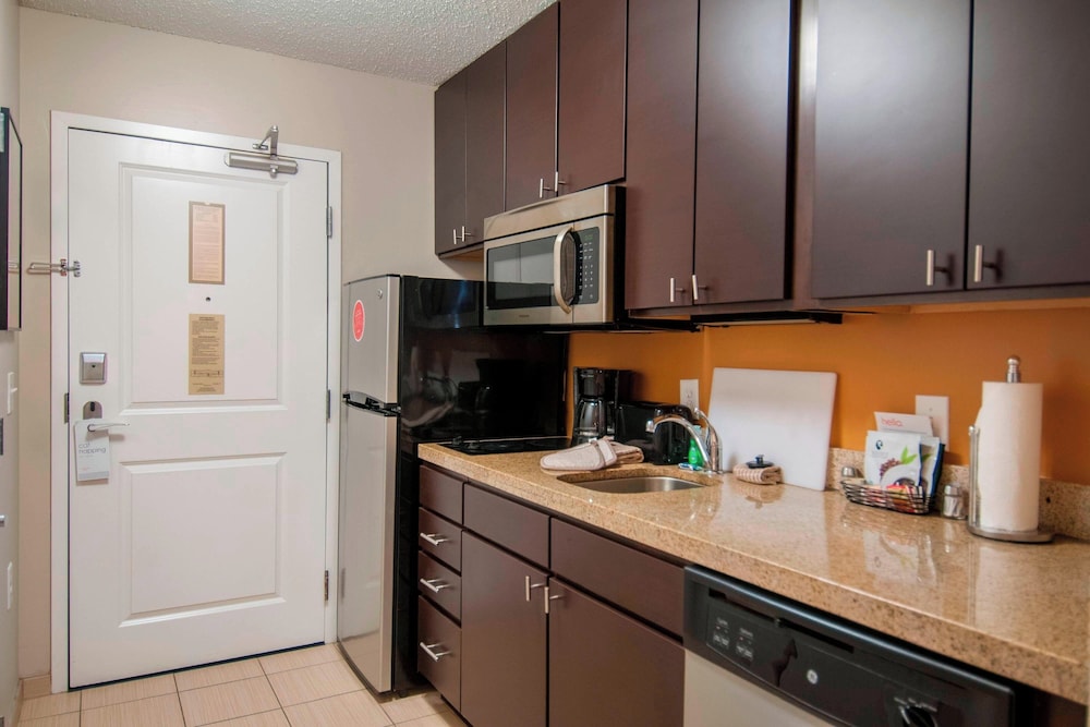 استوديو بسريرين كوين، Towneplace Suites Baton Rouge Gonzales 4/6