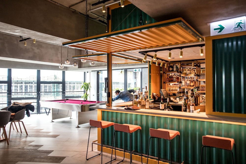 Ovolo Southside 48/56