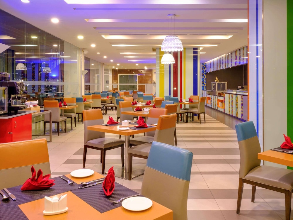 Mercure Penang Beach 43/63