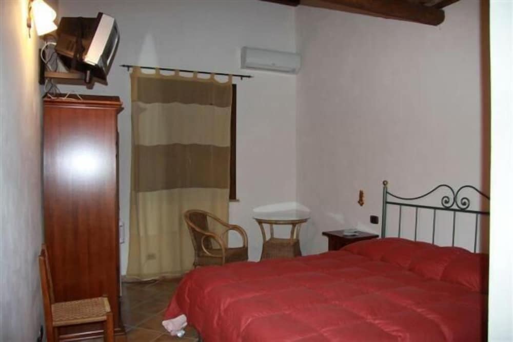 Agriturismo Baglio Donna Santa 4/48