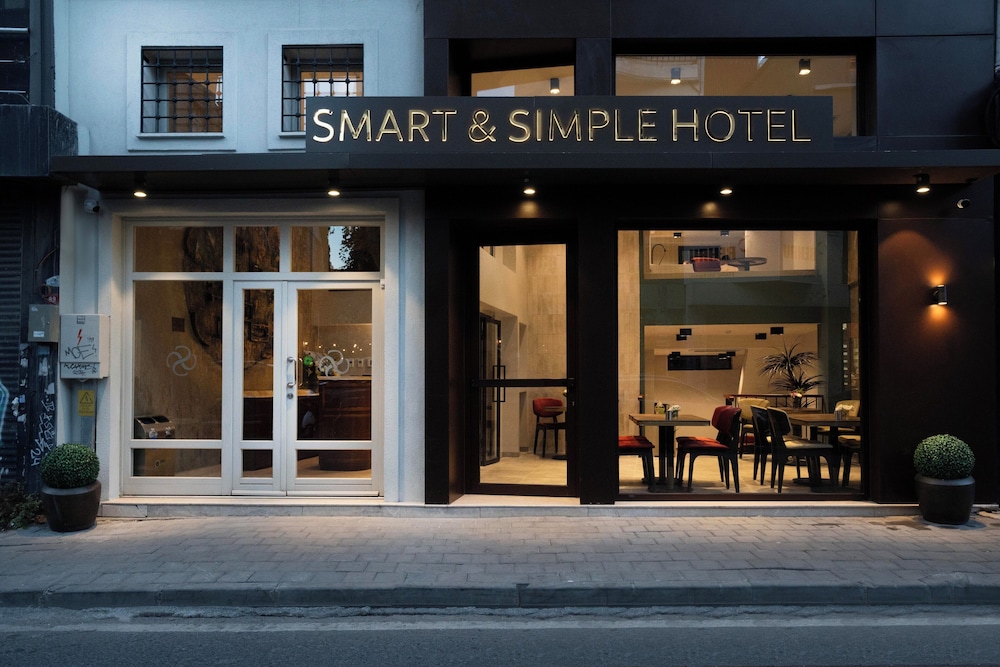 Smart and Simple Hotel Karakoy 2/50