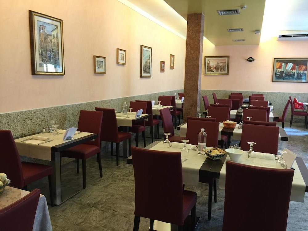Hotel Ragno D'oro 35/49
