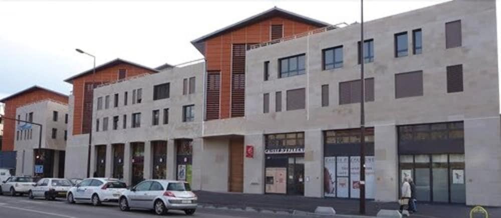 Apart'hotel Sainte-Marthe 64/71