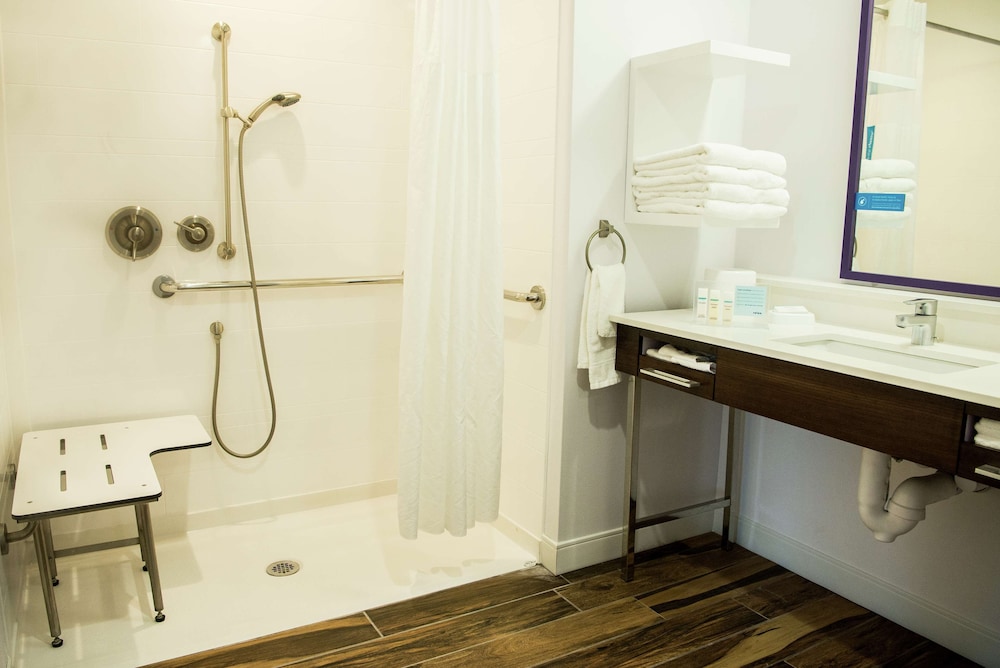 Hampton Inn And Suites Warrington Horsham 13/41