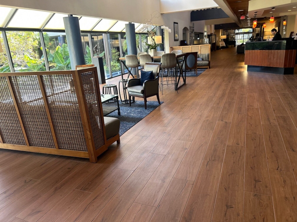 Miami Lakes Hotel 34/48