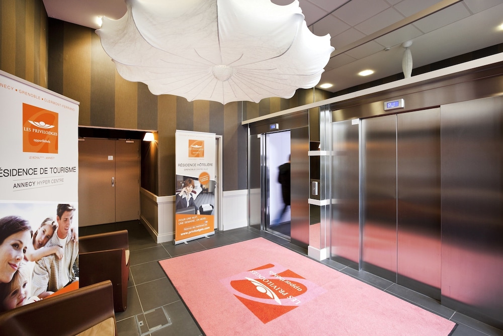 Apparthotel Privilodges Carre de Jaude Clermont Ferrand 7/60