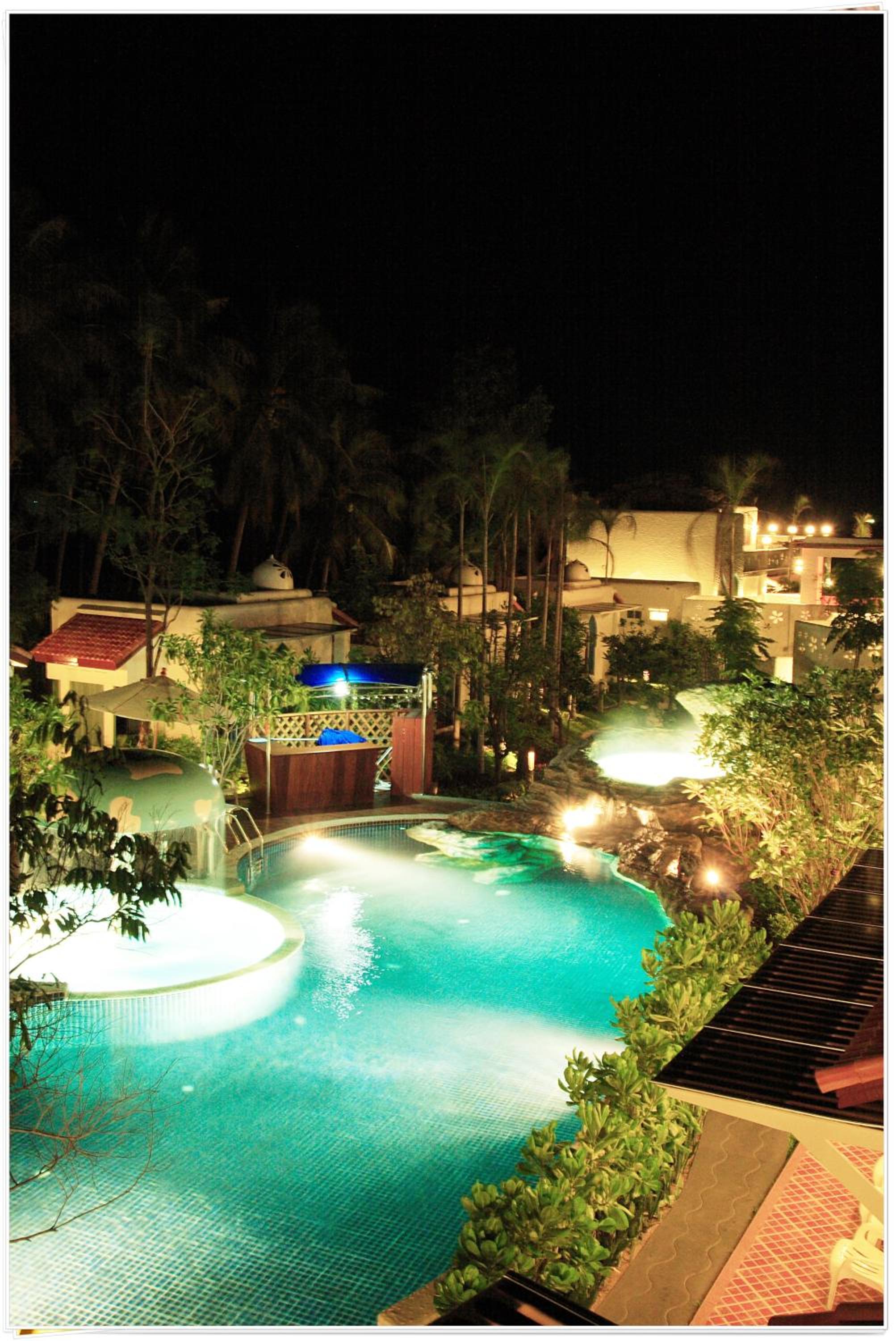 Baanmontra Beach Resort 43/53