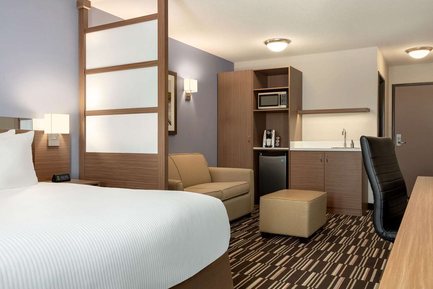 Microtel Inn & Suites By Wyndham Bonnyville 14/43