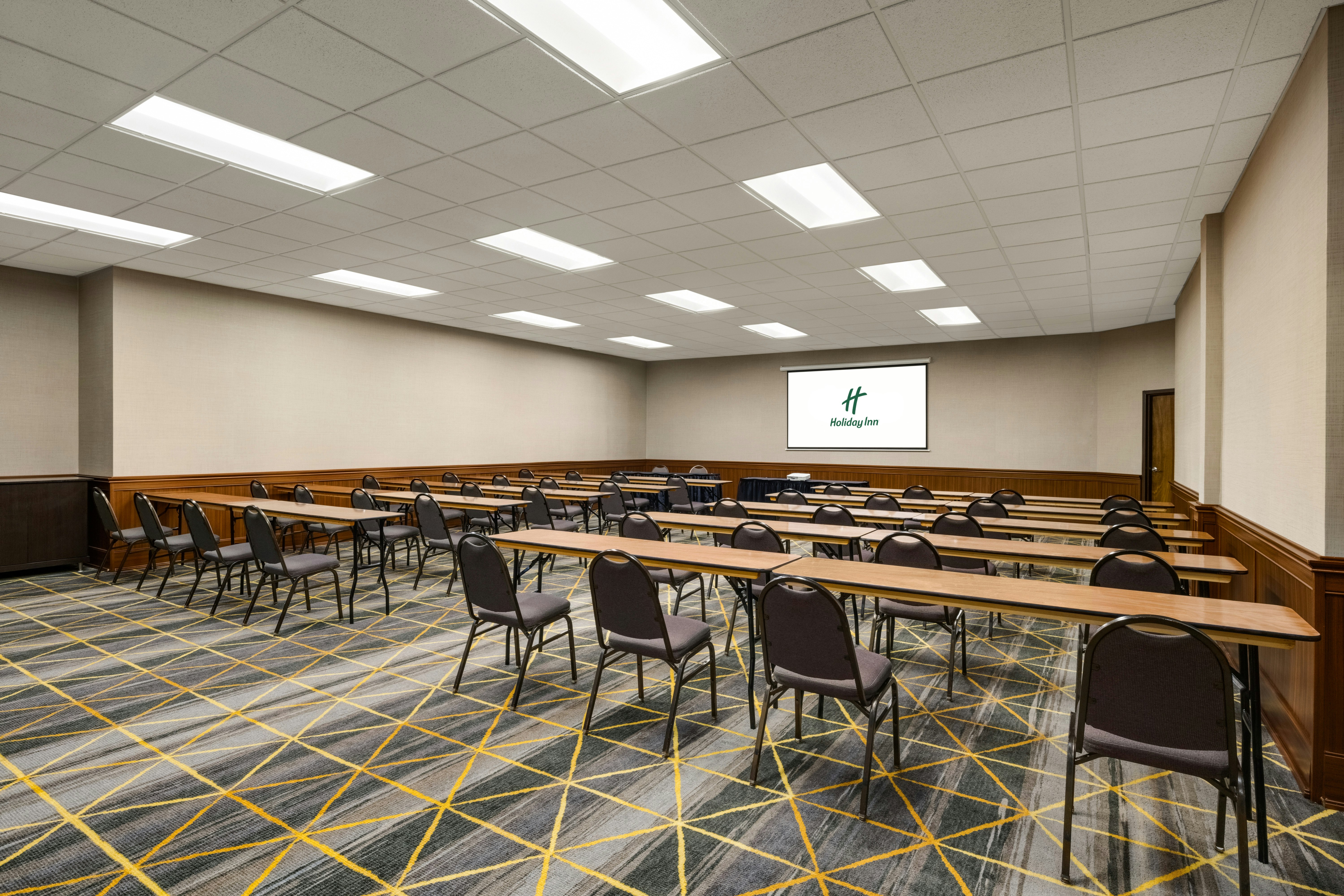 Holiday Inn Louisville East - Hurstbourne 62/78