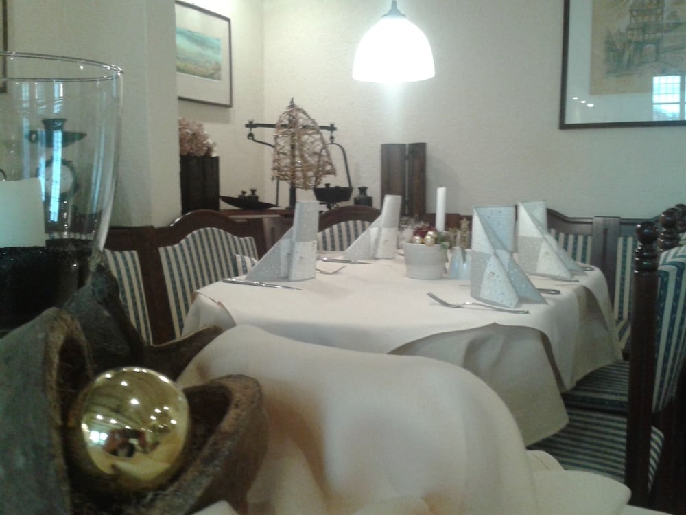 Hotel Zur Goldenen Sonne 21/24