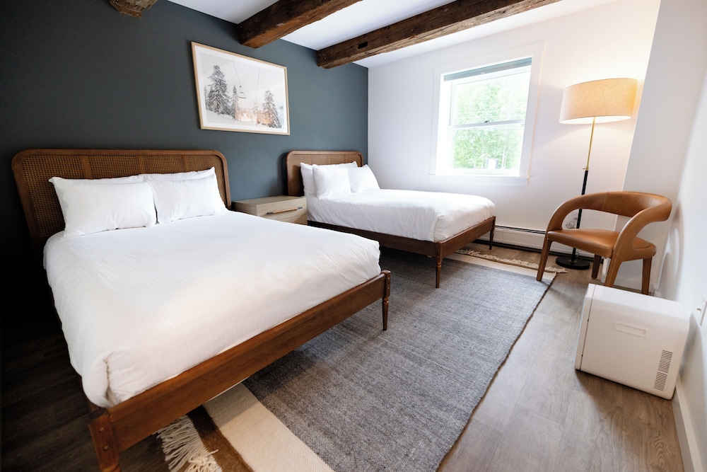 Select, 2 Double Beds
