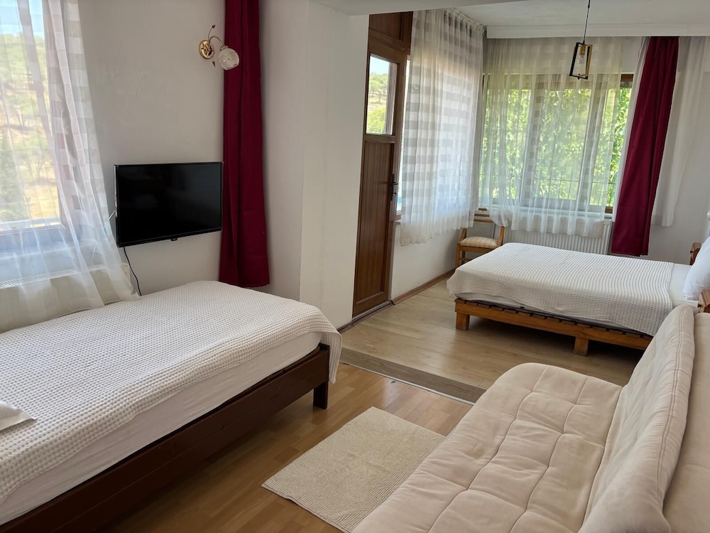 Gunebakan Taliani Otel 13/41