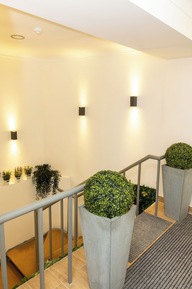 Inn Bairro Alto Bed & Breakfast 54/75