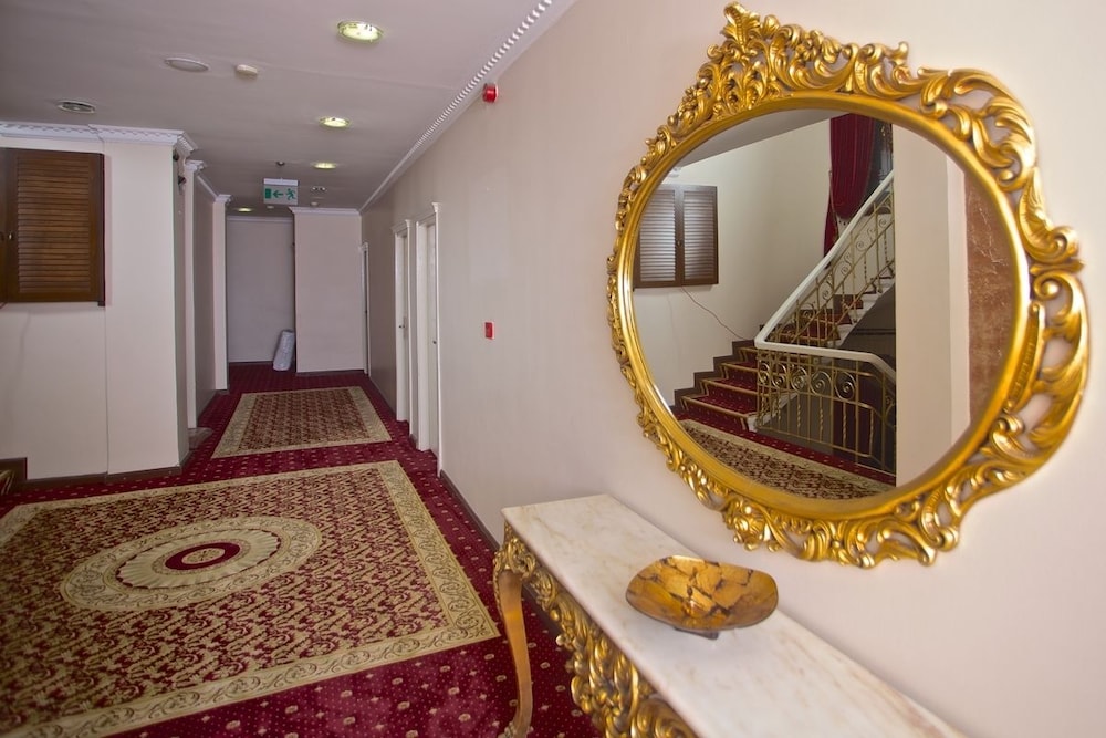 VALIDE HOTEL 8/53