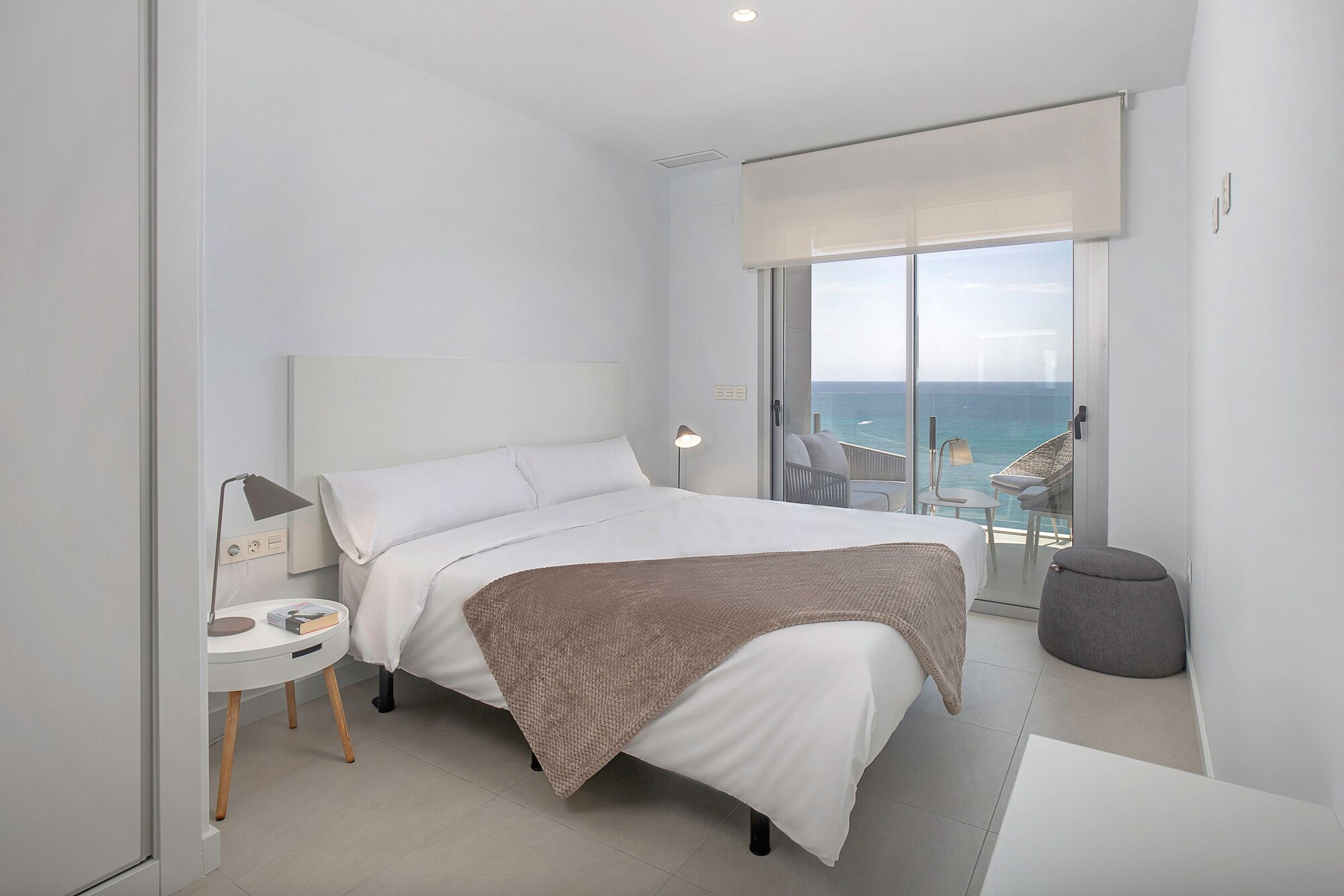 1 BEDROOM, PREMIUM, APARTMENT, DOUBLE BED, SEA VIEW, SOFA