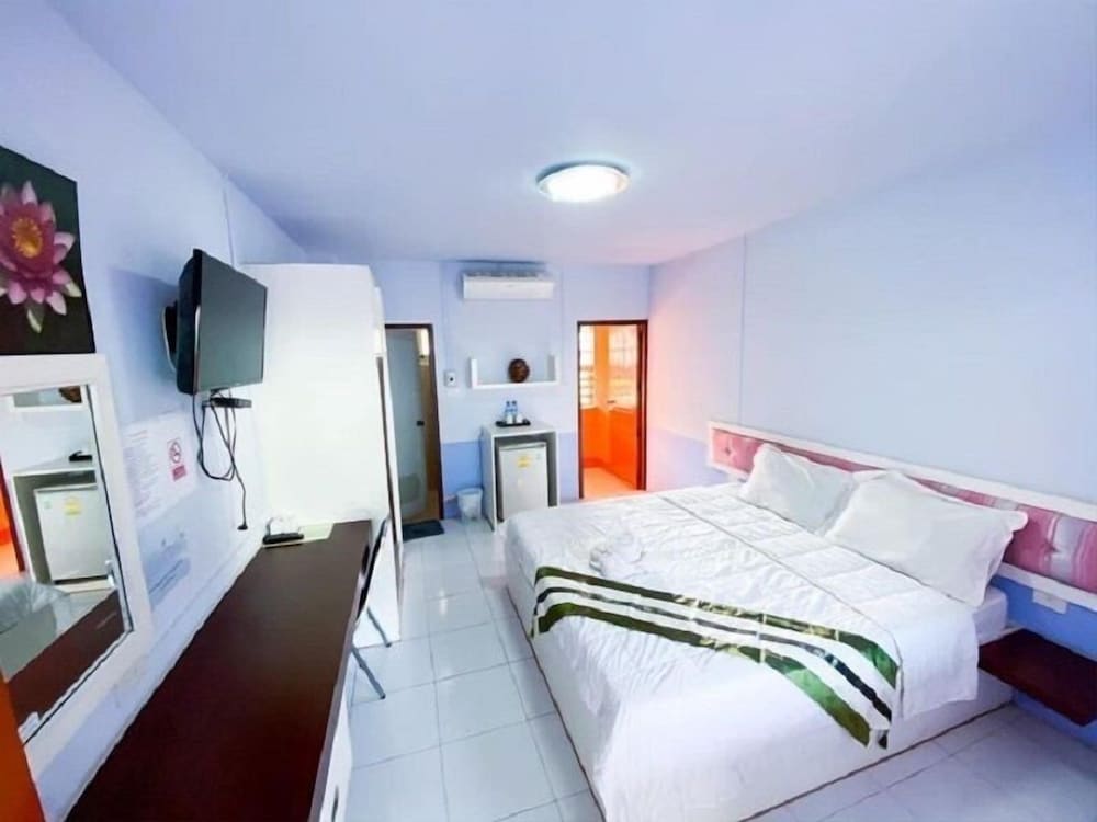 STANDARD, KING BED