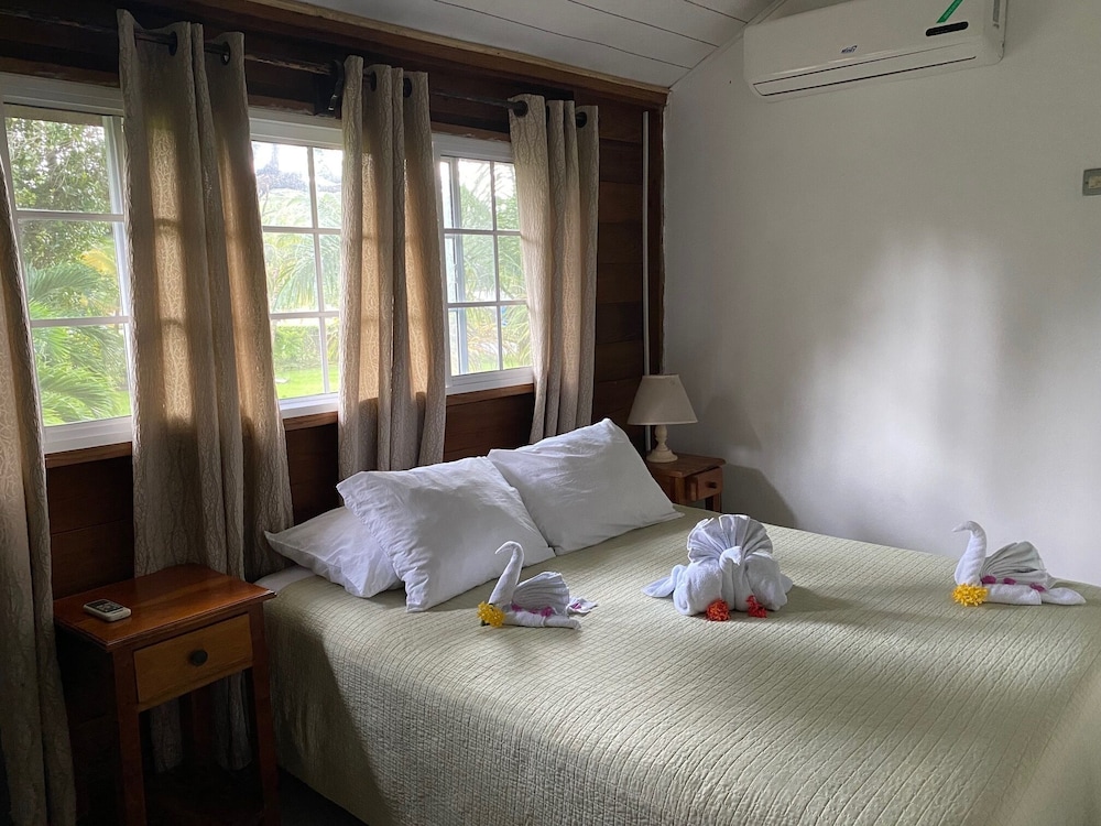Firefly Beach Cottages and Suites 23/78