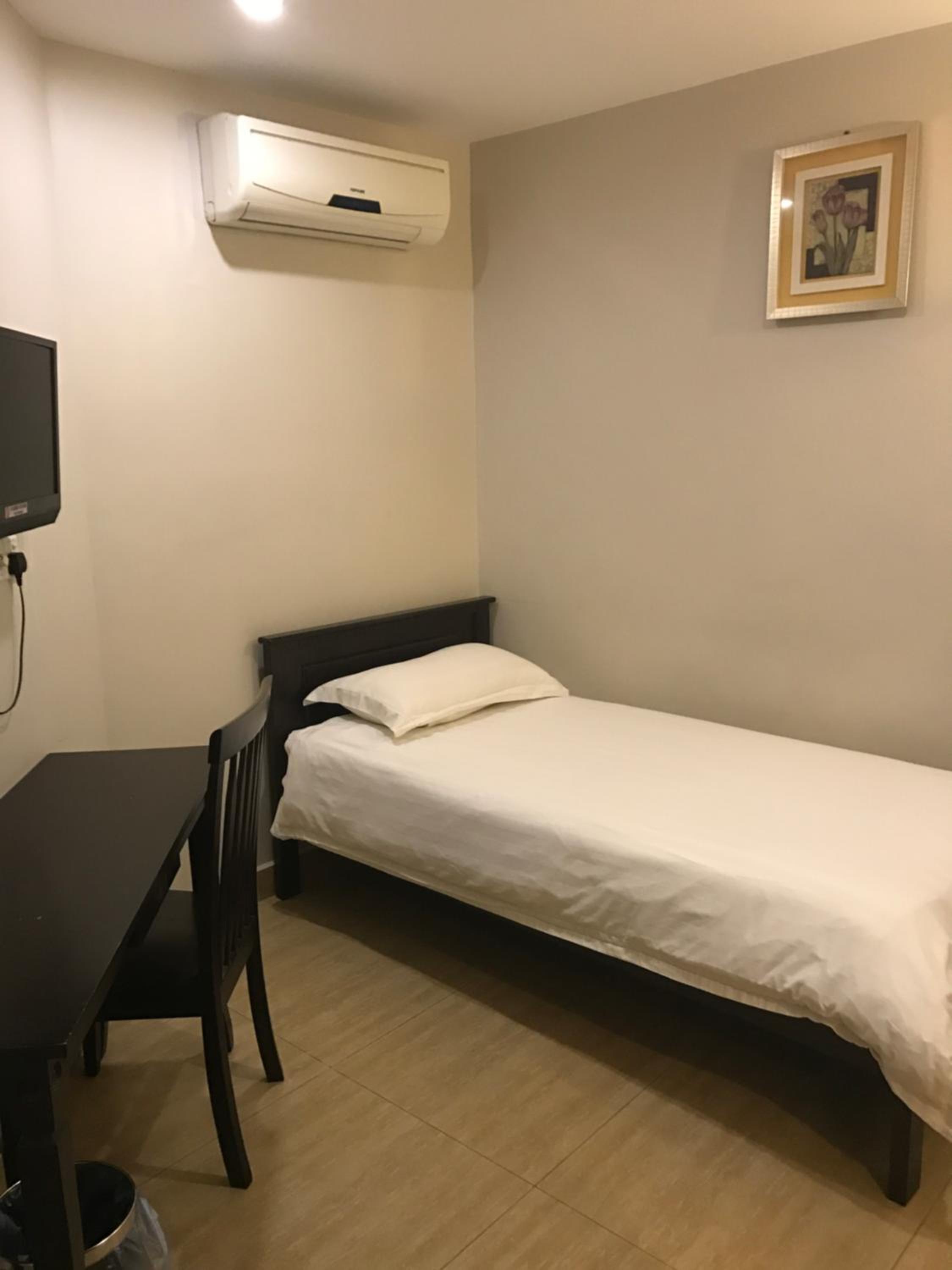 Se Hotel 2 13/37