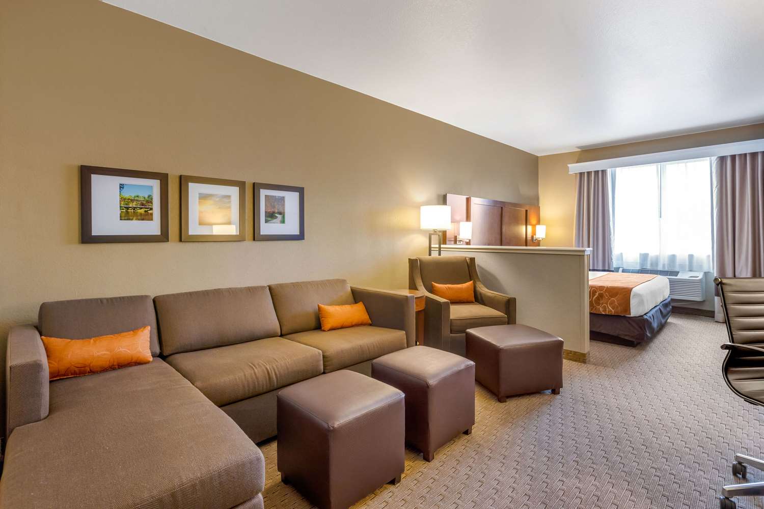 Upgrade, Suite, Queen Bed, Accessible