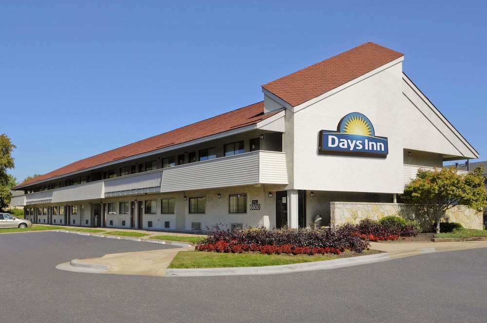 Days Inn by Wyndham Overland Park/Metcalf/Convention Center 1/14