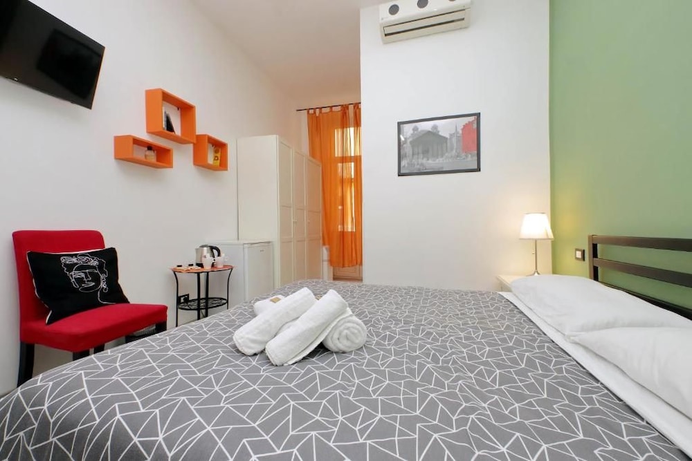 Lucky Holiday Rooms 19/47