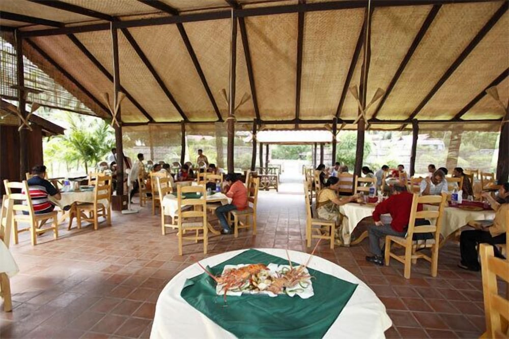 Silver Sand Beach Resort 18/50