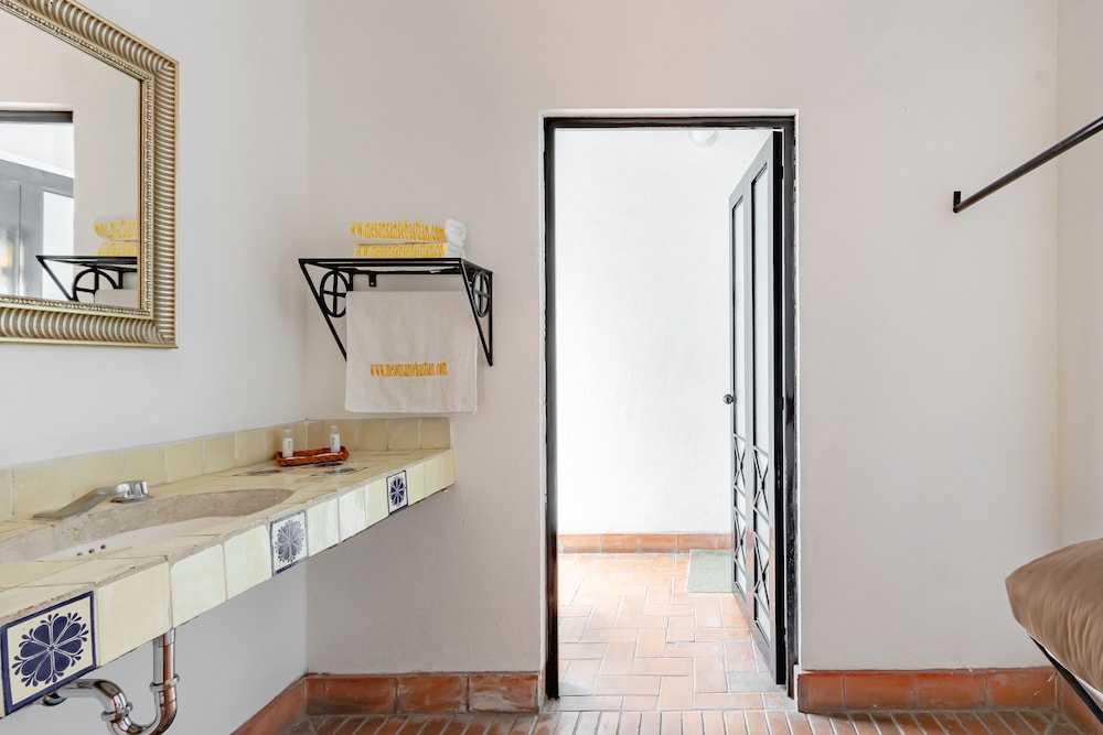 Hotel Meson de San Sebastian 47/50