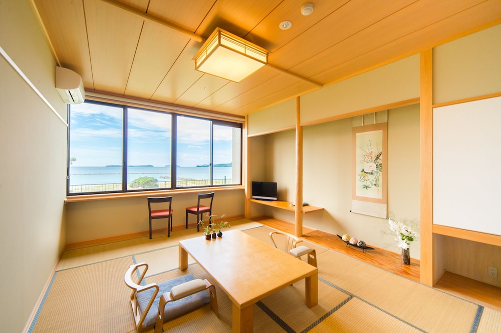 Resort Hotel Mihagi 13/84