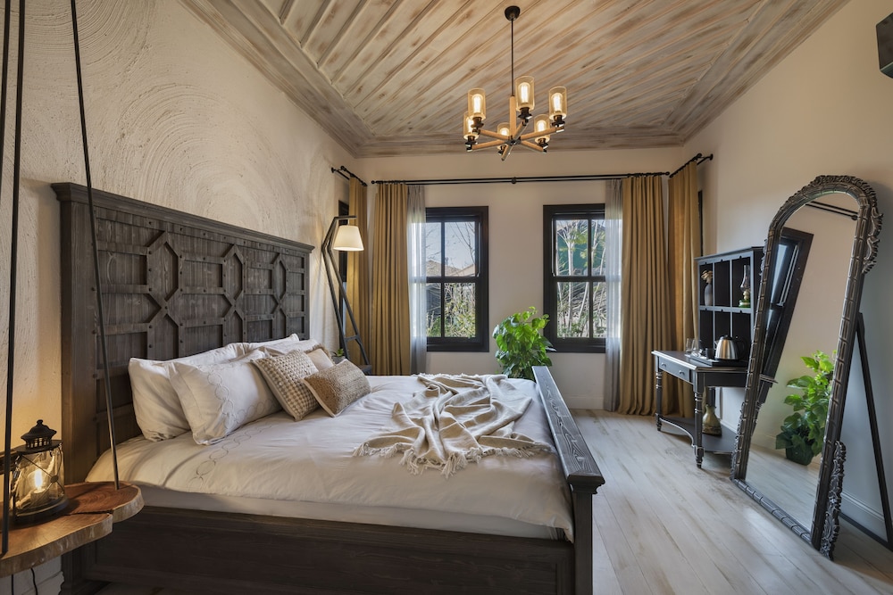 Design, Villa, 2 King Beds, 3 Queen Beds, 2 Sofa