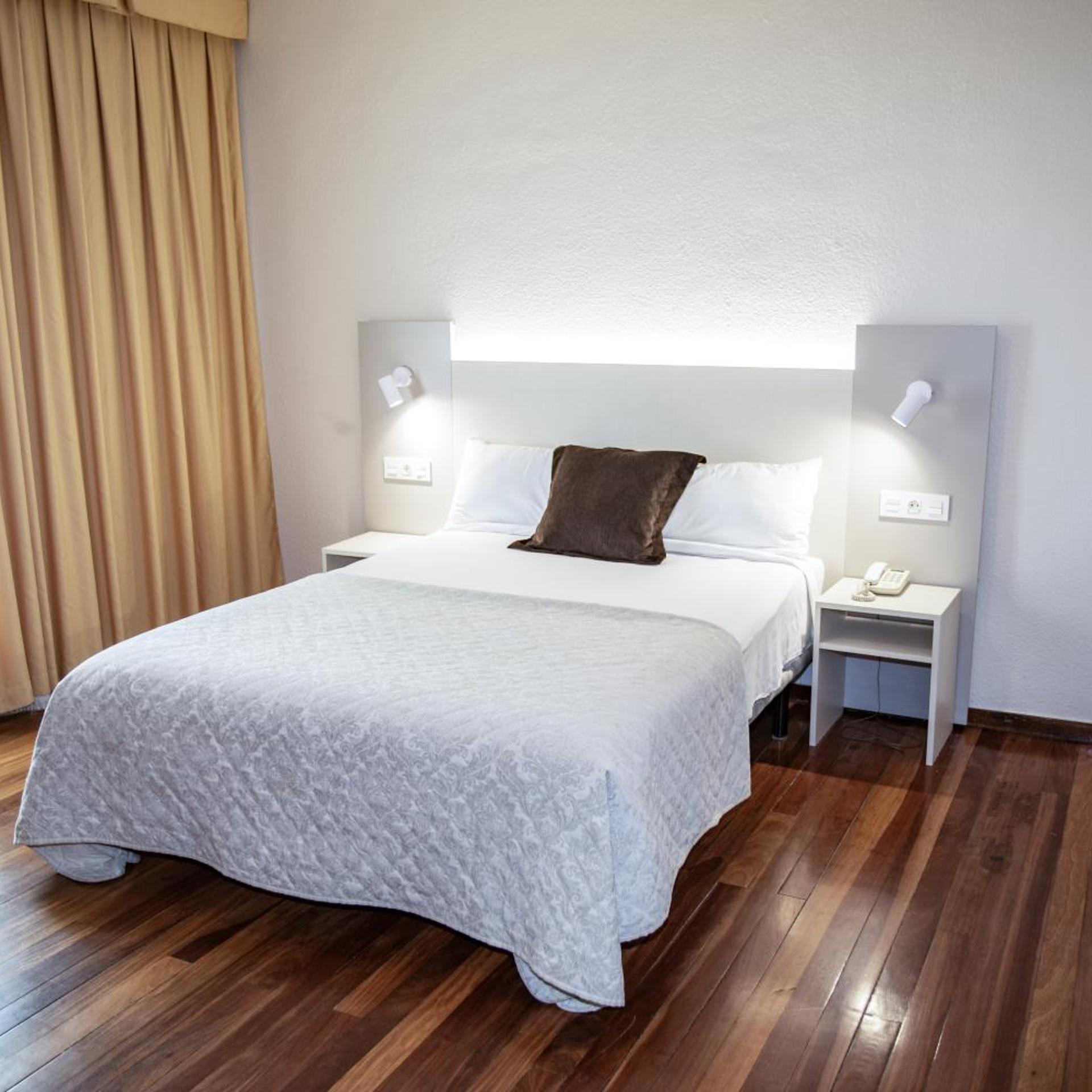 Room, Double Bed, TUDANCA MIRANDA 3/9