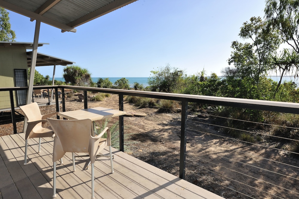 GROOTE EYLANDT LODGE 54/68