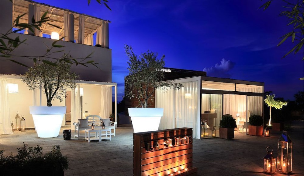 La Suite Hotel Spa X 5/50