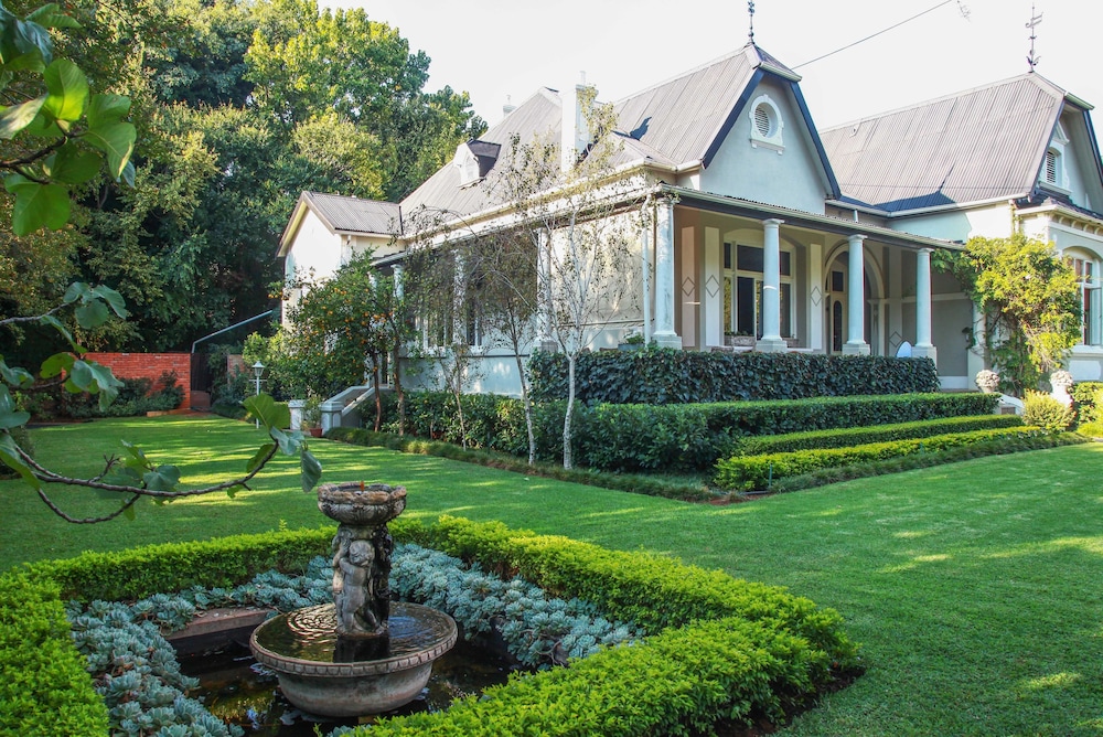 Osborne House - Guest House 66/72
