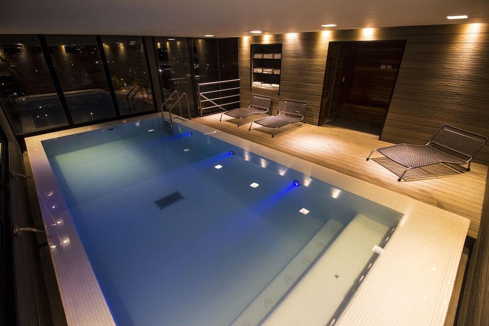 MULEN HOTEL TANDIL 30/61