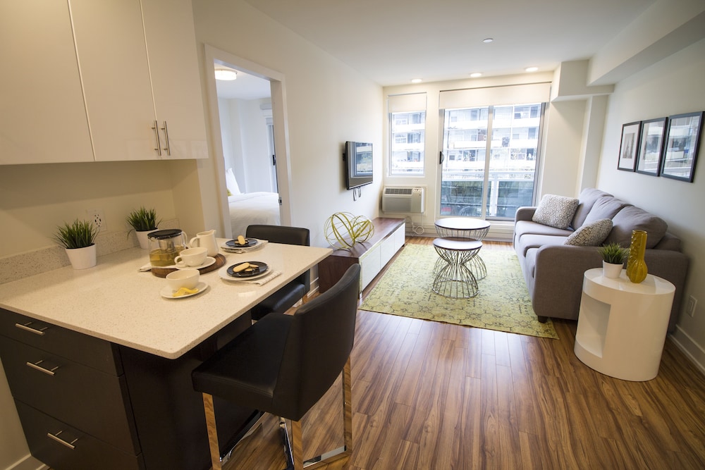Liv Extended Stay 36/74