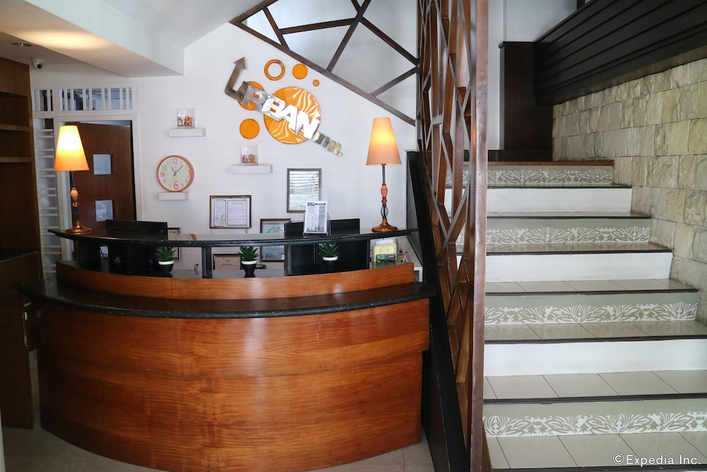 Urban Inn Iloilo 9/65