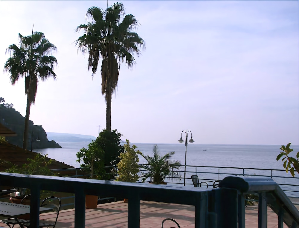 Le Sirene Scilla 57/63
