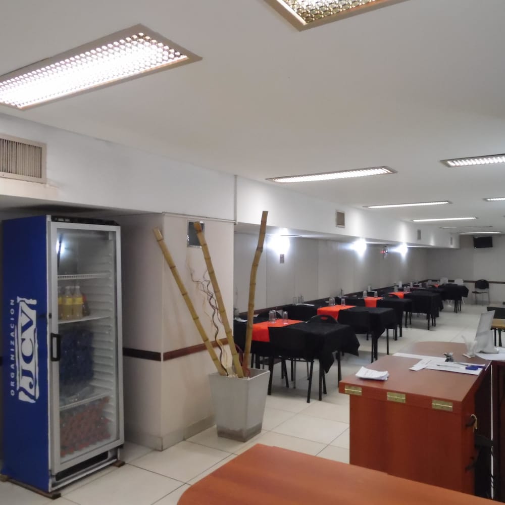 Hotel Adrazi 23/40