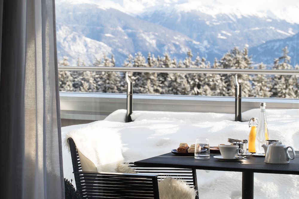 Crans Ambassador Luxury Sport Resort 52/86