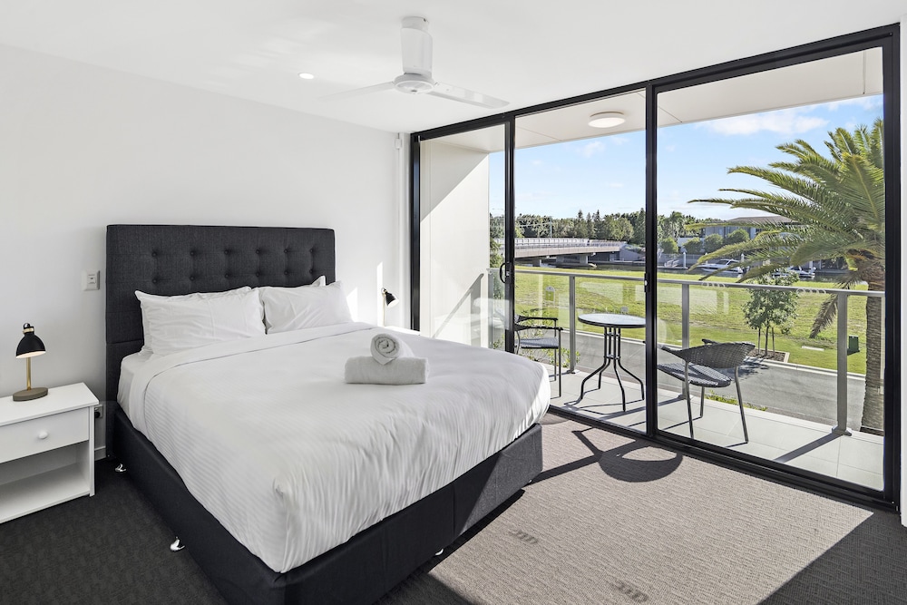 1 Bedroom, Town House, Queen Bed